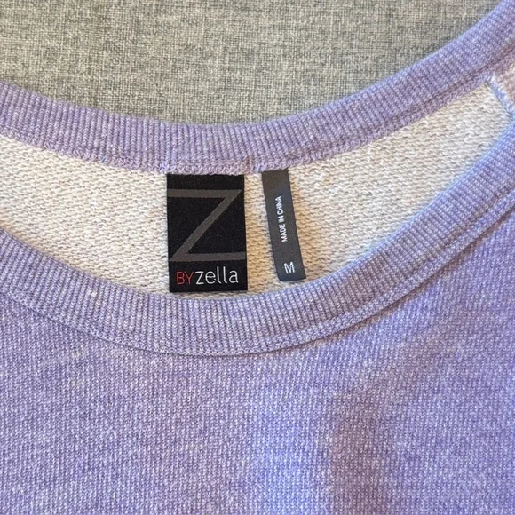 Zella Women's Purple Lavender Hi-Lo Curve Hem Wide Neck Sweatshirt, Medium, EUC - Picture 4 of 4
